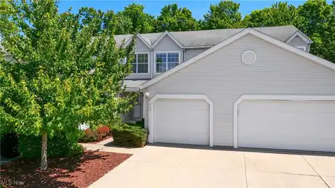 9323 Hickory Ridge Drive, Streetsboro, OH 44241