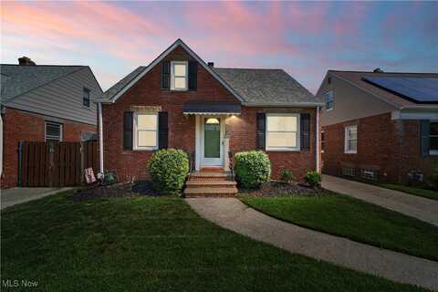 8812 Orchard Avenue, Brooklyn, OH 44144