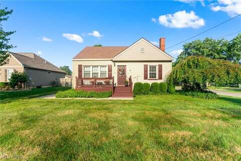 129 Westview Avenue, Hubbard, OH 44425