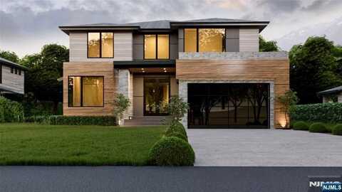 10 Center Street, Cresskill, NJ 07626
