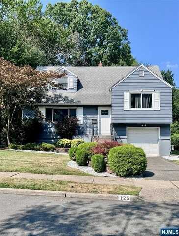125 Garden Street, Teaneck, NJ 07666