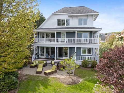 701 E Beach, Bay Harbor, MI 49770