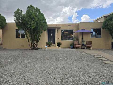 1503 W 1st Street, Roswell, NM 88203
