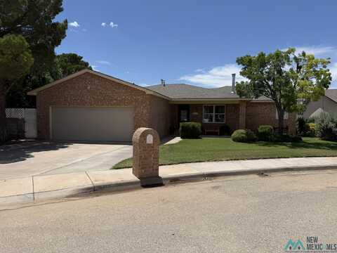 2103 W Currier Avenue, Artesia, NM 88210