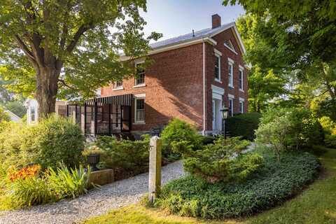 888 Botsford Road, Ferrisburgh, VT 05456