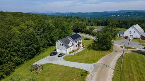 18 Stonehouse Road, New London, NH 03257