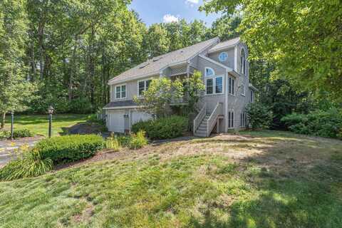 2 Wedgewood Circle, Hooksett, NH 03106