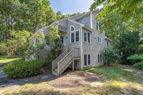2 Wedgewood Circle, Hooksett, NH 03106
