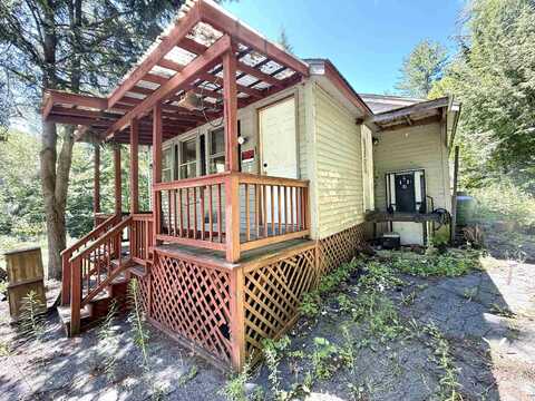 3286 VT Route 113, Vershire, VT 05083