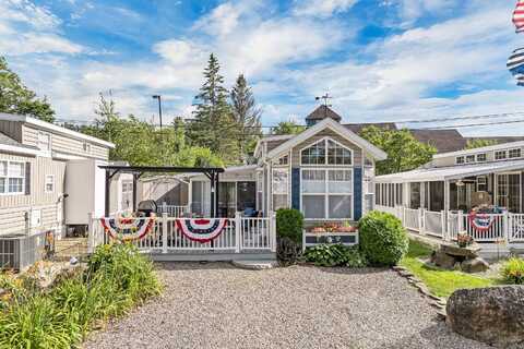 8 Leisure Time Lane, Laconia, NH 03247
