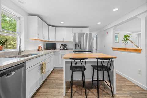 259 MacDowell Road, Peterborough, NH 03458