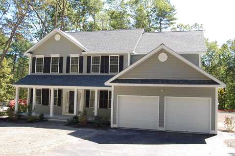 19 Griffin Road, Hudson, NH 03051