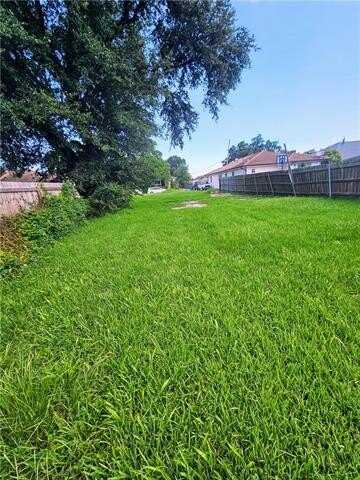 1418 MANDOLIN Street, New Orleans, LA 70122