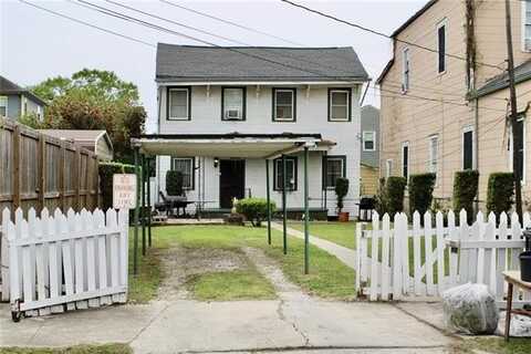 3320 BARONNE Street, New Orleans, LA 70115
