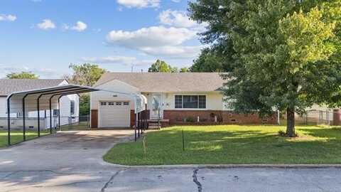 203 W Gordon Avenue, Sapulpa, OK 74066