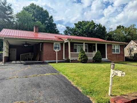 714 Glendale Road, Galax, VA 24333