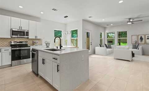 2227 Stoneman Street, Dallas, TX 75215