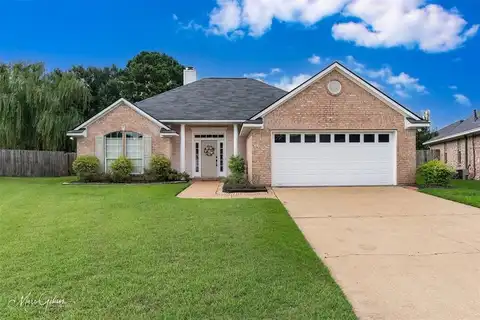 6016 Pepperwood Circle, Bossier City, LA 71111