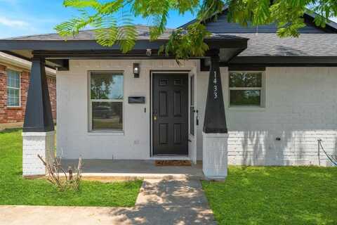 1433 E Robert Street, Fort Worth, TX 76104