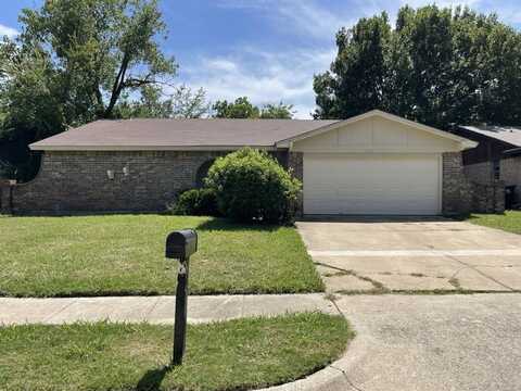1714 Briar Meadow Drive, Arlington, TX 76014