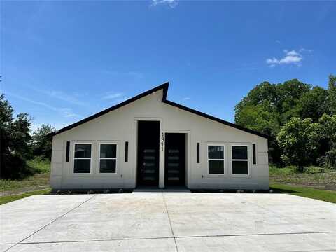 1311 Oneal Street, Commerce, TX 75428