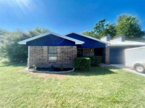 1729 W Doyle Street, Granbury, TX 76048