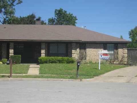 101 STONY CREEK Drive, Euless, TX 76039