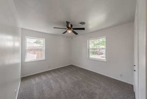 2107 Bradford Drive, Arlington, TX 76010