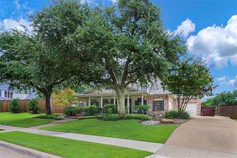 6520 Twin Oaks Drive, Plano, TX 75024