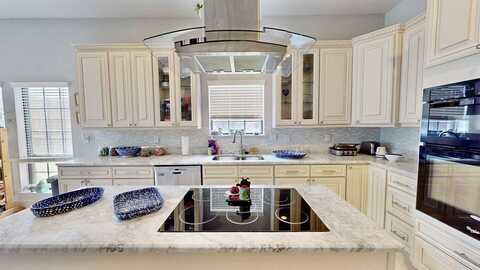 2746 Shadygrove Lane, Carrollton, TX 75006