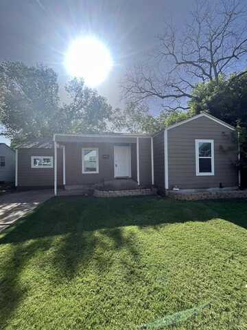 2733 Livingston Avenue, Fort Worth, TX 76110