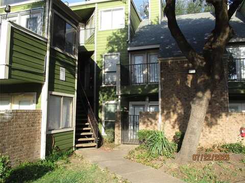 9823 Walnut Street, Dallas, TX 75243