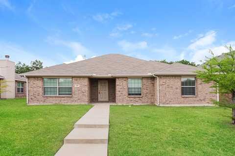 1283 Alhambra Drive, Lancaster, TX 75146