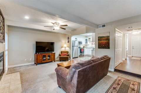 2627 Entrada Boulevard, Irving, TX 75038