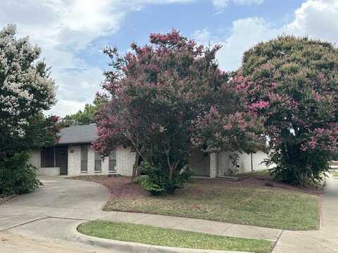 2613 Brennan Court, Plano, TX 75075