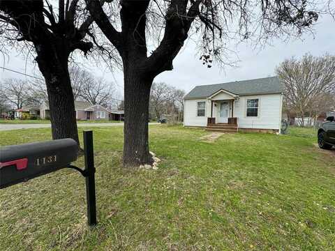 1131 W Munson Street, Denison, TX 75020