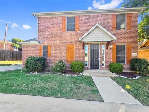 4905 Ridglea Hills Court, Fort Worth, TX 76116