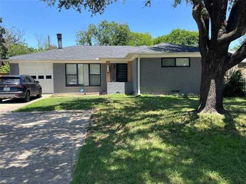 624 Scottsdale Drive, Richardson, TX 75080