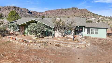 119 Deer Trail Rd, Alpine, TX 79830