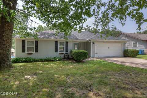 2208 N Turk Avenue, Joplin, MO 64801