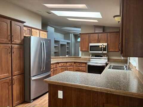 3301 S. Goldfield Road, Apache Junction, AZ 85119