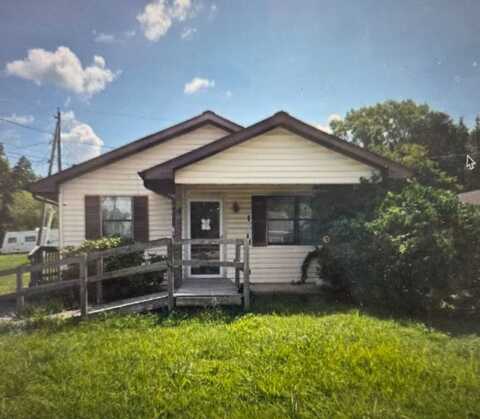 21 Cedar Dr, Barboursville, WV 25504