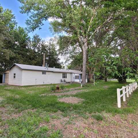 20720 Highway 92, Lewellen, NE 69147