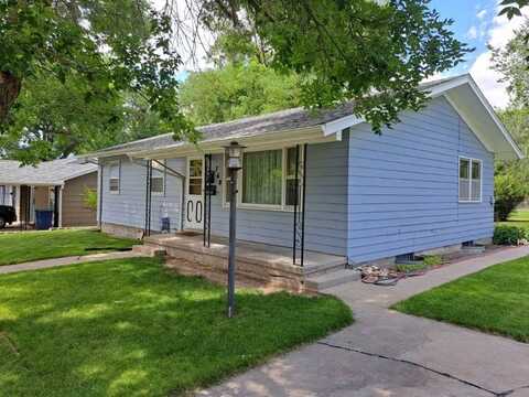 760 Parry Drive, Chadron, NE 69337