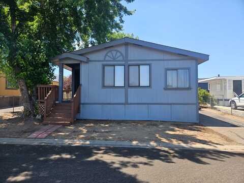 82 Volcano Ave, Reno, NV 89506