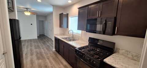4487 E Lake Mead, Las Vegas, NV 89115
