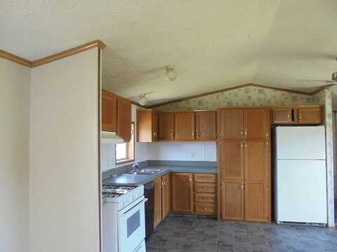 425 South Shoup, Angola, IN 46703