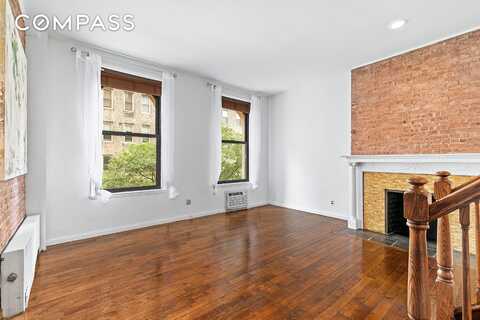 59 East 74th Street, New York, NY 10021