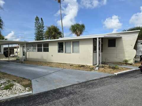 1375 Pasadena Ave. S., South Pasadena, FL 33707