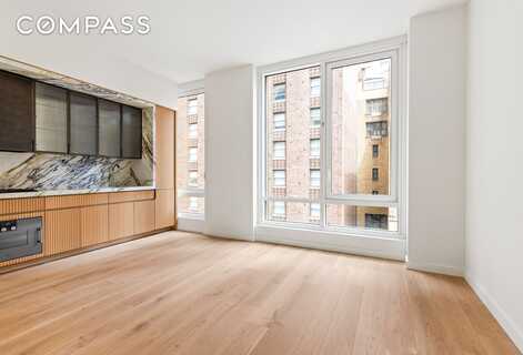 135 East 47th Street, New York, NY 10017
